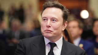 TikTok Dismisses Report of Elon Musk Sale as ‘Pure Fiction’